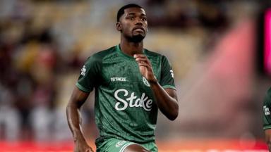 Zagueiro Abner deixa Juventude e acerta com clube da Letônia