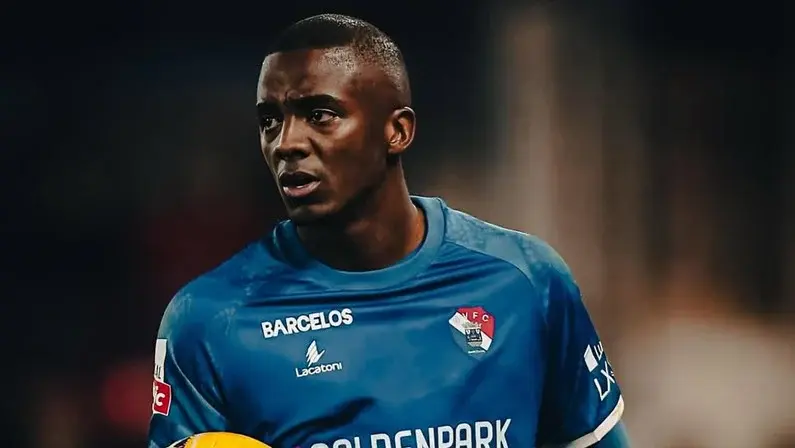 Andrew desiste de retornar ao Botafogo e abre caminho para o Flamengo
