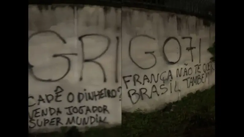 Muros do CT do Botafogo são pichados com críticas a John Textor