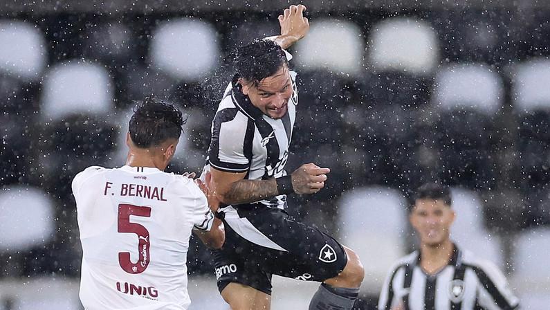 ATUAÇÕES FN: Artur é o pior do Botafogo em derrota para o Fluminense; Léo Linck faz boas defesas