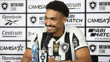 Ex-Botafogo, Adryelson pode voltar ao Rio para defender rival Ex-Botafogo, Adryelson pode voltar ao Rio para defender rival