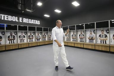 Avançou: John Textor encaminha contratação de grande reforço para a sequência de 2026