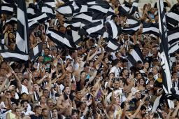 Botafogo prepara chapéu no Vasco e avança por atacante de R$ 72 milhões