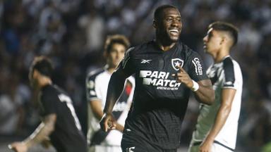 Botafogo pode rescindir contrato de Bastos Botafogo pode rescindir contrato de Bastos