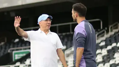 Jogador de Copa do Mundo deseja se aposentar no Botafogo de John Textor: "Vontade real"