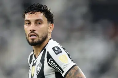 Botafogo mexe no time e Bellão prepara surpresa para pegar o Palmeiras