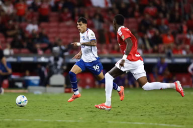 Botafogo avança por Lucas Villalba; veja o que falta para o anúncio oficial