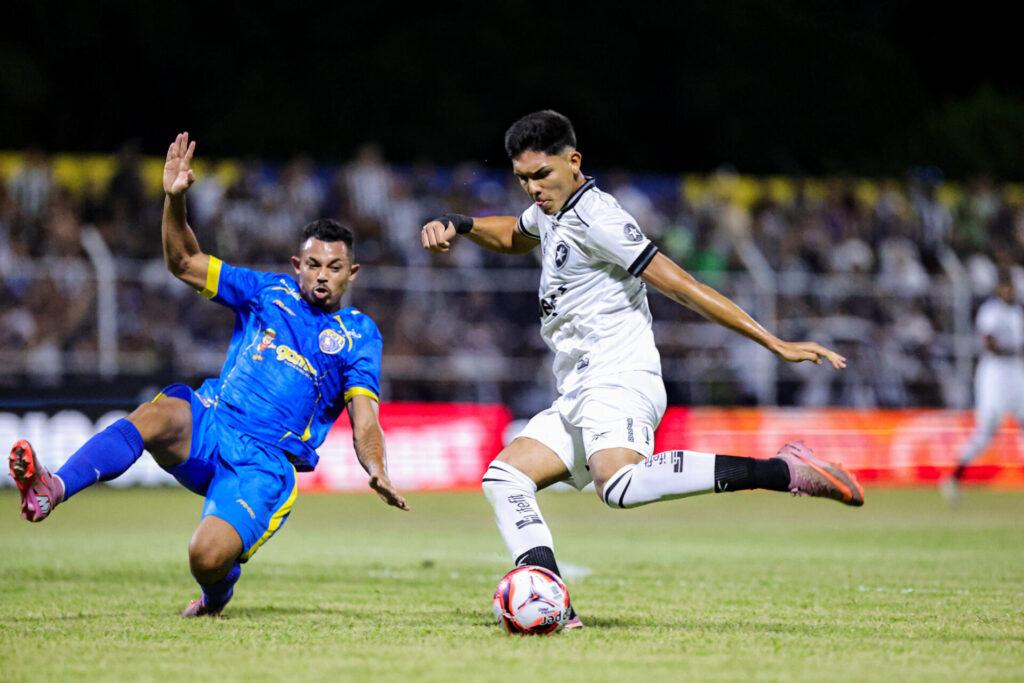 Tem aval de Martín Anselmi? Atacante comemora volta ao Botafogo para 2026