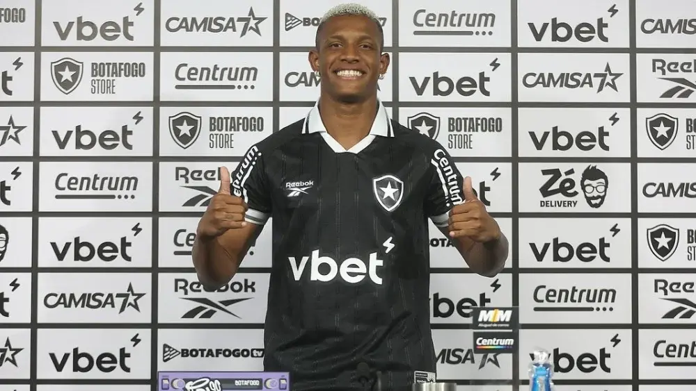 Vai sair? Danilo sinaliza onde quer jogar, após 'proposta' milionária da Europa