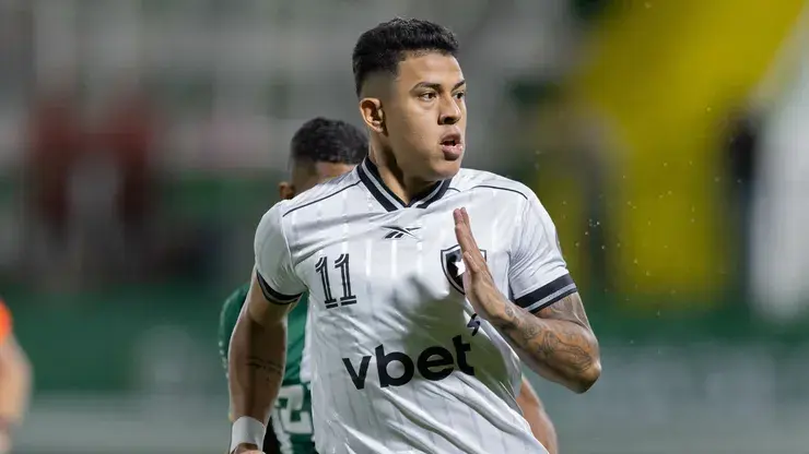 Botafogo negocia venda por R$ 44 milhões e faz exigência para fechar