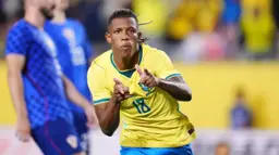 Casagrande fala o que pensa sobre Danilo, do Botafogo, e manda recado a Ancelotti