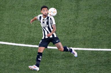 Clube italiano mira titular do Botafogo e pode fazer proposta