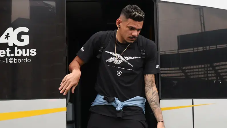 Botafogo prepara tudo para anunciar retorno de Tiquinho Soares