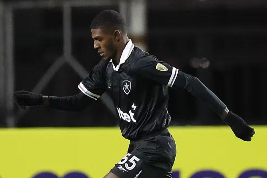 Ex-Fluminense ganha novo capítulo no Botafogo