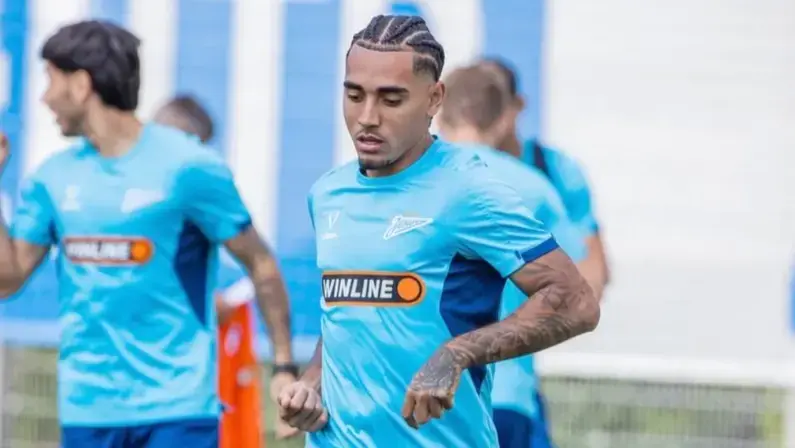 Zenit oferece jogador ao Botafogo e diretoria toma decisão