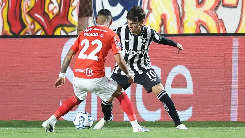 BOTAFOGO PASSA VERGONHA HISTÓRICA NA ALTITUDE E É GOLEADO PELO CIENCIANO NA SUL-AMERICANA