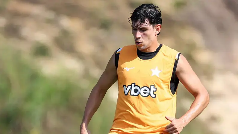 Além de liberar Newton, Botafogo pode assumir dívida do São Paulo com Ferraresi