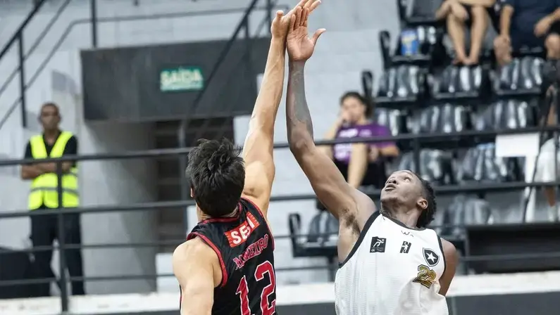 Botafogo começa bem, mas perde para o Franca em segundo jogo da série das oitavas do NBB