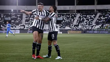Alex Telles diz que vitória era ‘obrigação’, ressalta evolução e faz apelo ao torcedor do Botafogo: ‘Continue confiando na gente, vamos precisar dessa união’ Alex Telles diz que vitória era ‘obrigação’, ressalta evolução e faz apelo ao torcedor do Botafogo: ‘Continue confiando na gente, vamos precisar dessa união’