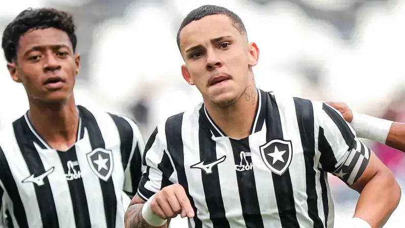 Botafogo mostra força e goleia Fortaleza por 6 a 3 pelo Campeonato Brasileiro Sub-17