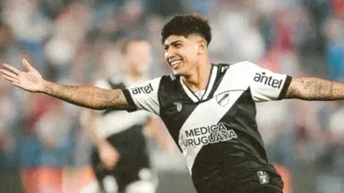 Mateo Peralta deve assinar contrato de cinco anos com o Botafogo Mateo Peralta deve assinar contrato de cinco anos com o Botafogo