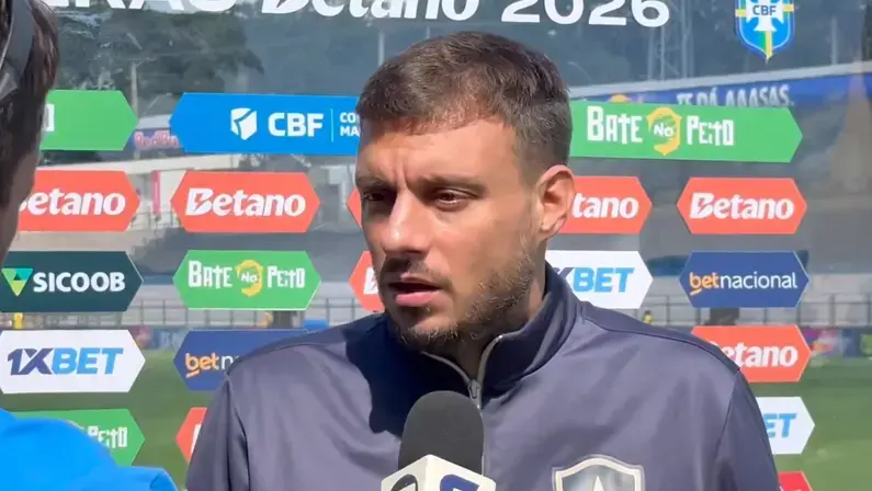 Anselmi fala sobre ‘ruídos’, recorda problemas, mas confia que resultados virão no Botafogo: ‘Temos de romper essa dinâmica negativa’