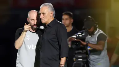 Tite assume Botafogo com missão urgente de fortalecer a defesa Tite assume Botafogo com missão urgente de fortalecer a defesa