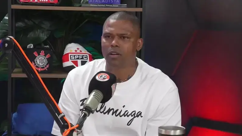Maicosuel relembra recusa ao Flamengo e se declara: 'Meu amor é todo ao Botafogo. Eu amo aquele clube'