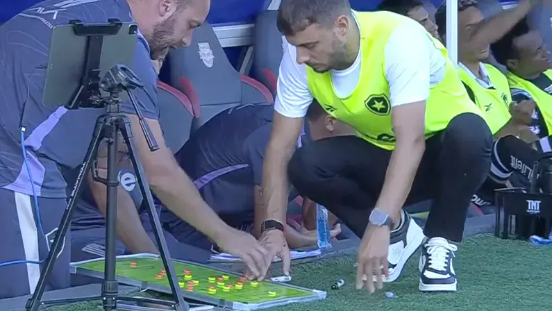 Comentaristas reagem com surpresa à demissão de Martín Anselmi no Botafogo