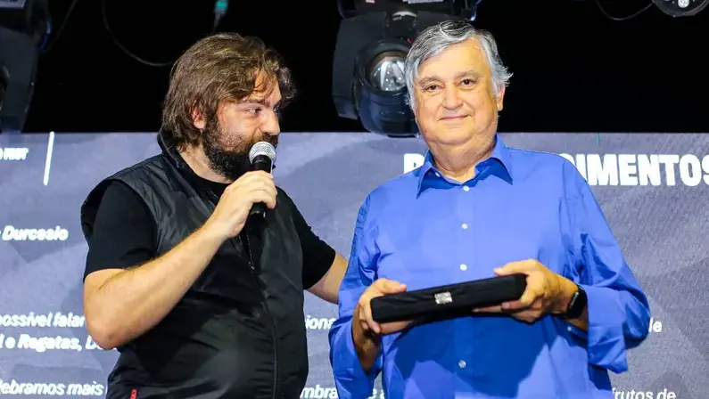 Eagle se mobiliza para pedir saída de Durcesio Mello, nomeado diretor da SAF do Botafogo