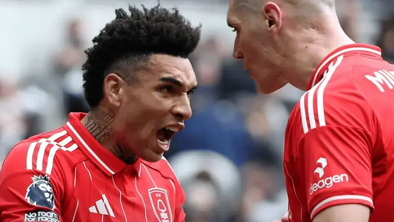 Ex-Botafogo Igor Jesus marca e lidera vitória do Nottingham Forest sobre o Tottenham