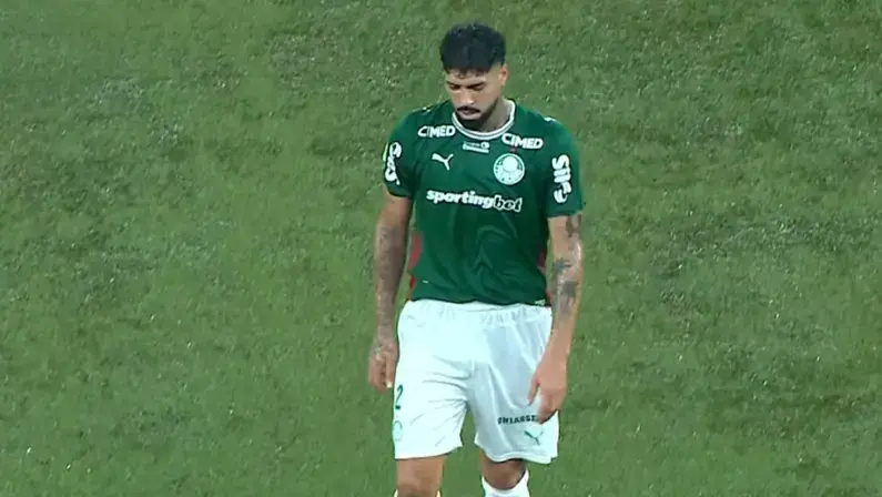 Barboza é expulso em reencontro com o Botafogo; Marlon Freitas leva amarelo