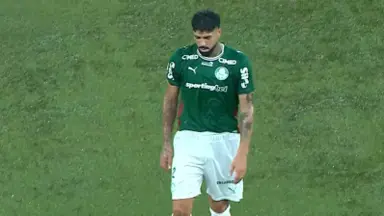 Barboza é expulso em reencontro com o Botafogo; Marlon Freitas leva amarelo Barboza é expulso em reencontro com o Botafogo; Marlon Freitas leva amarelo