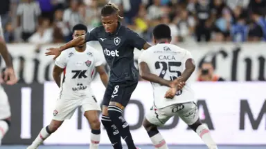 BOTAFOGO PARA EM LUCAS ARCANJO E FICA NO 0 A 0 COM O VITÓRIA NO NILTON SANTOS BOTAFOGO PARA EM LUCAS ARCANJO E FICA NO 0 A 0 COM O VITÓRIA NO NILTON SANTOS
