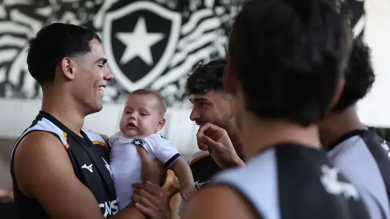 Em ação para Dia das Crianças, Botafogo abre CT e recebe filhos de jogadores e funcionários