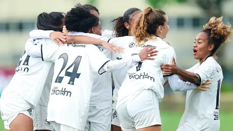 Botafogo Feminino Sub-20 garante vaga na final do Carioca com campanha impecável