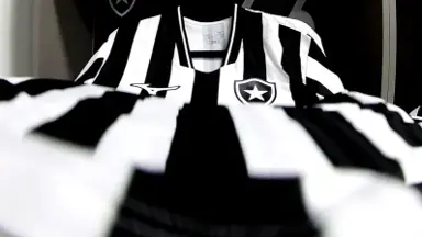 Canal revela estimativa do Botafogo se seguisse com bets e adianta que camisa terá mais patrocinadores expostos Canal revela estimativa do Botafogo se seguisse com bets e adianta que camisa terá mais patrocinadores expostos