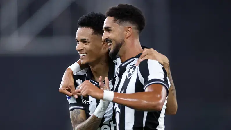 Newton marca em estreia com Franclim e celebra oportunidade no Botafogo