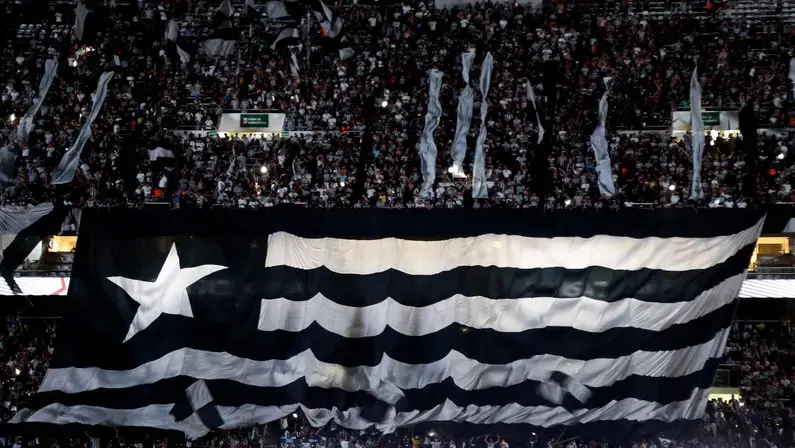 Botafogo abre venda de ingressos para sócios contra o Palmeiras no Nilton Santos