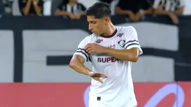 Valor de venda de Savarino do Botafogo para o Fluminense foi todo para o Lyon, conta ex-presidente Valor de venda de Savarino do Botafogo para o Fluminense foi todo para o Lyon, conta ex-presidente