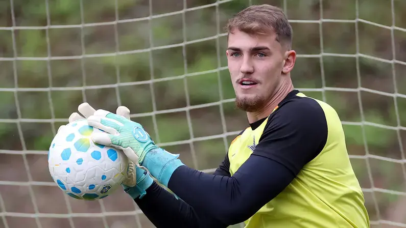 Jogo-treino dos titulares do Botafogo teve Léo Linck, Kauan Toledo e Matheus Martins; veja escalações