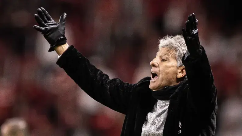 Grêmio acerta contratação de Renato Gaúcho, mas Felipão comandará o time contra o Botafogo