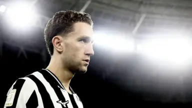 Arthur Chaves vibra com estreia pelo Botafogo: 'Especial. Tenho muito a evoluir e a ajudar' Arthur Chaves vibra com estreia pelo Botafogo: 'Especial. Tenho muito a evoluir e a ajudar'