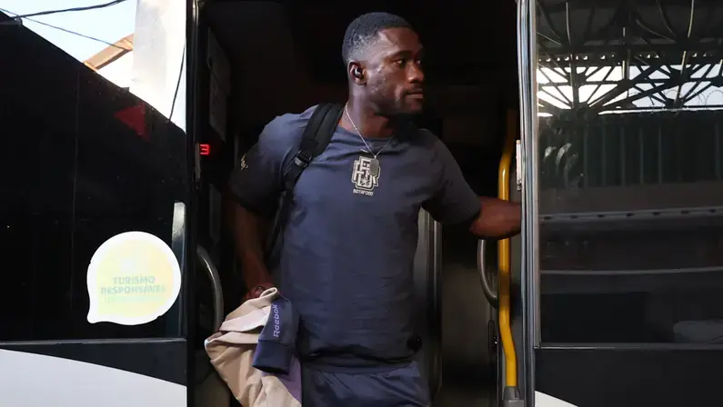 Campeão brasileiro e da Libertadores pelo Botafogo, Bastos acerta com o Fortaleza