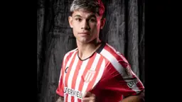 Botafogo avança por atacante argentino do Estudiantes
