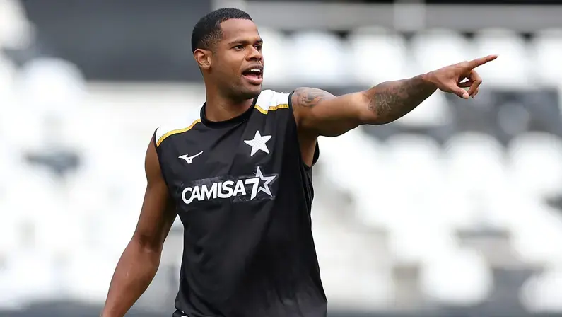 Botafogo sinaliza que vai devolver Júnior Santos ao Atlético-MG no fim do ano, diz canal