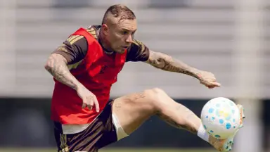 Após recusa, Botafogo mantém proposta por Everton Cebolinha, do Flamengo, e trabalha outro nome em paralelo Após recusa, Botafogo mantém proposta por Everton Cebolinha, do Flamengo, e trabalha outro nome em paralelo