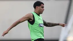 Lucas Villalba retorna aos relacionados do Botafogo para duelo contra Chapecoense