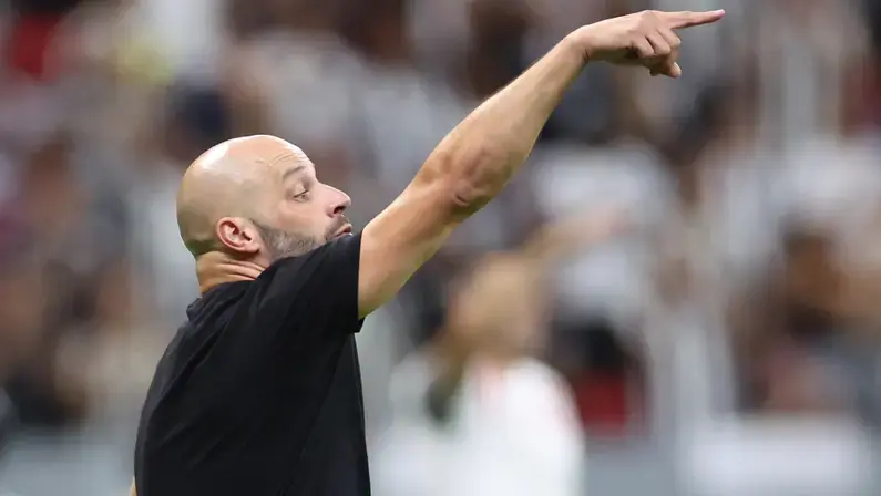 Franclim vê evolução na defesa do Botafogo: 'Estamos a defender melhor desde o dia 1 que cheguei aqui até hoje'
