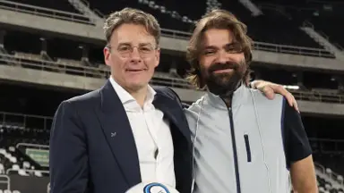 Canal: nomes 'entubados' por presidente, organizadas circulando no estádio, imprensa em treino fechado e 'volta aos anos 90' geram incômodo no Botafogo Canal: nomes 'entubados' por presidente, organizadas circulando no estádio, imprensa em treino fechado e 'volta aos anos 90' geram incômodo no Botafogo